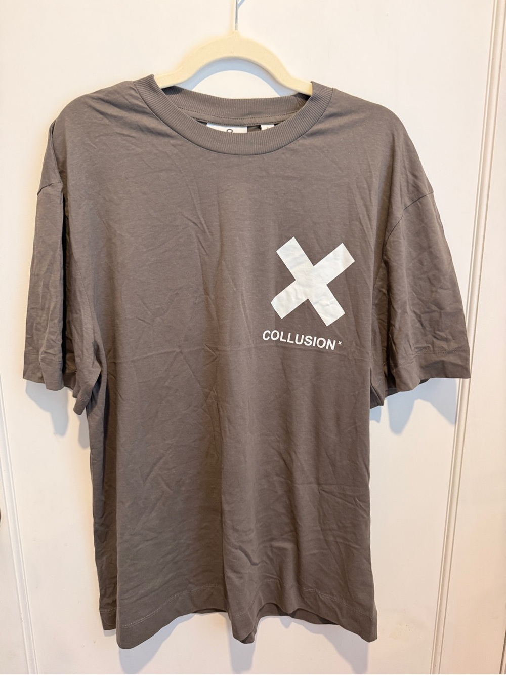 Collusion Men’s Short-Sleeve Gray Graphic Tee with White X